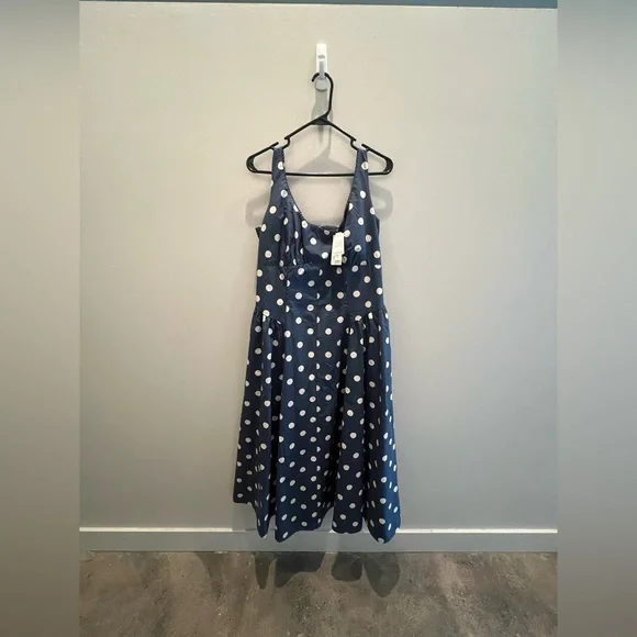 NWT A&F Bra-Free Dylan Midi Dress in XL Petite - Picture 3 of 6